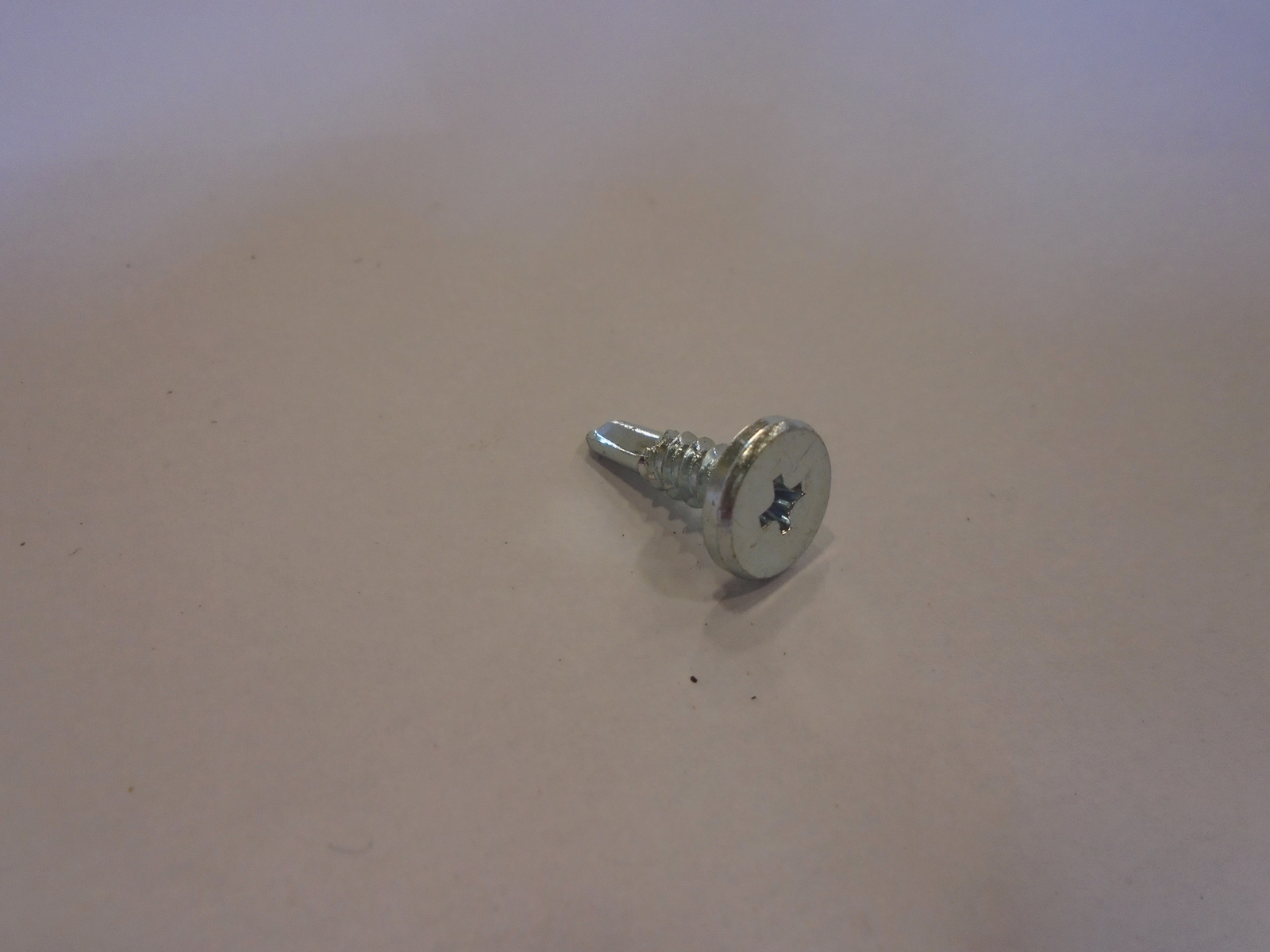 Cross recessed raised cheese head drilling screw 4.8x16 galv